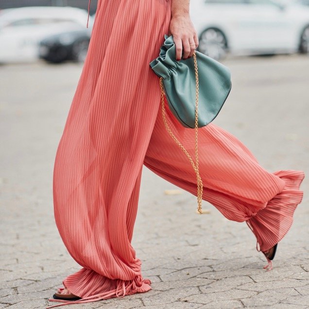 19 Drawstring Bags to Carry Everywhere This Fall