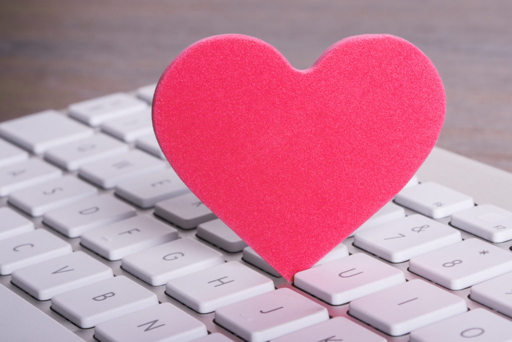 5 Top Tips to Avoid Internet Dating Overwhelm