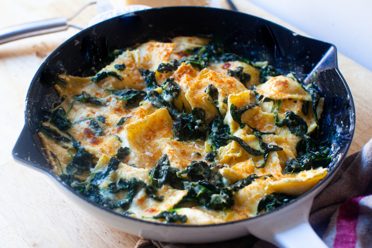 skillet ravioli with spinach