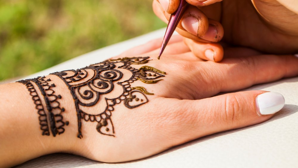 How long do henna tattoos really last?