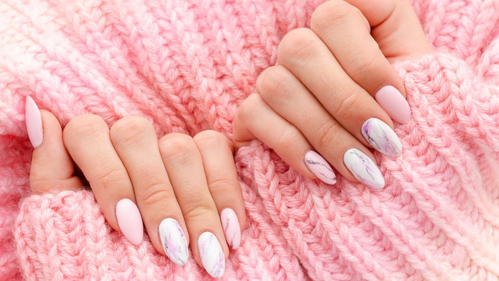 What’s the best nail shape for your fingers?
