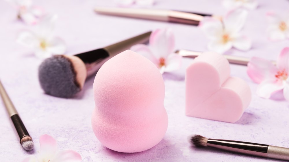 The real difference between makeup brushes and sponges