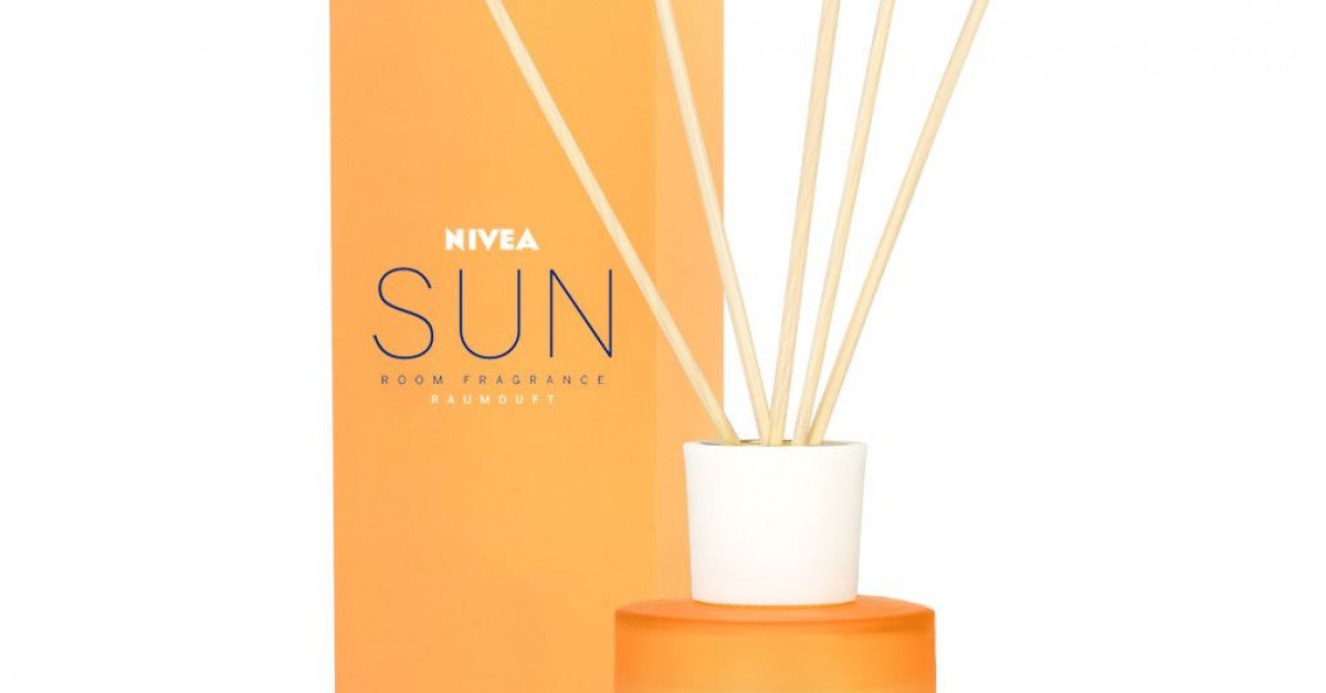 Nivea Sun: Α Shower Gel and a Room Diffuser That Brings On the Holidays